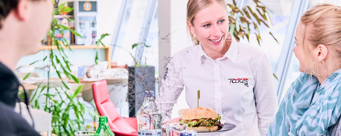 CHEF DE RANG (m/w/x), 1. Bild