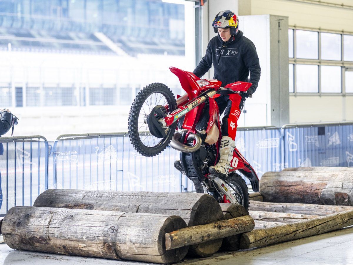 Enduro Indoor free riding Red Bull Ring Shop