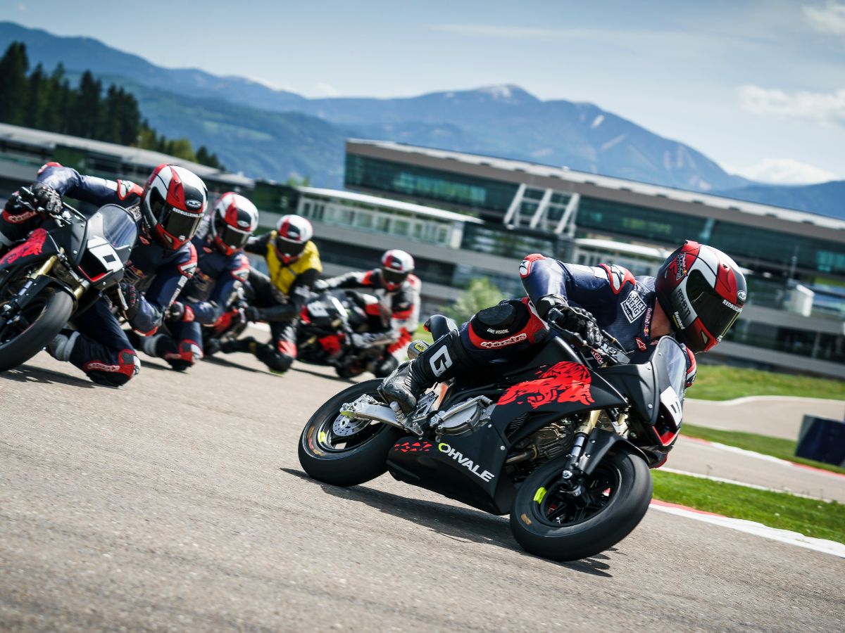 Ohvale MiniGP Rookie Training - Red Bull Ring Shop, image size:1200x900