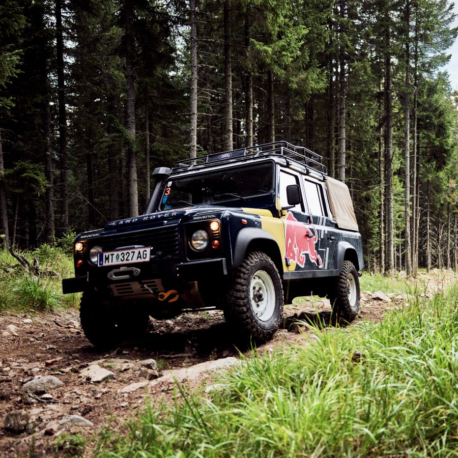 Off Road Land Rover Defender Off Road Land Rover Defender